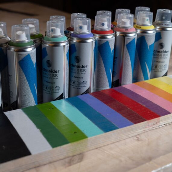 Spray Supreme DIY Paint-It 030, Schneider exemplu 1